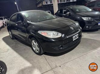 renault fluence 1.6 confort plus 2014. vendo, permuto y financio. el vehiculo se encuentra en perfecto estado, funcionando todo, aire, direccion, cierre central