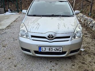 toyota corolla verso aur10l-gwfeyw 1e