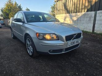 2006-volvo-s40-2-4i-se-4dr-geartronic-saloon-petrol-automatic
