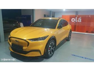 ford mustang mach-e awd premium