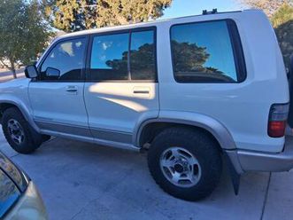 2002. isuzu trooper 4x4.