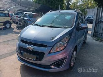chevrolet spark 1.0 finanziabile valuto permute