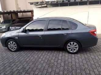 renault symbol privilège hi-flex 1.6 16v 4p 2013