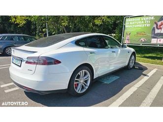 utilizat tesla model s 2014 - 13 500 eur, 333 333 km - autovit.ro
