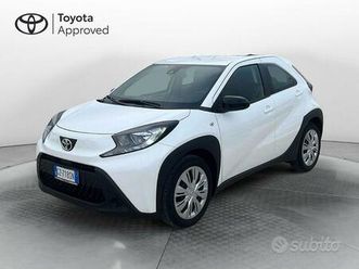 toyota aygo x 1.0 vvt-i 72 cv 5 porte active ...