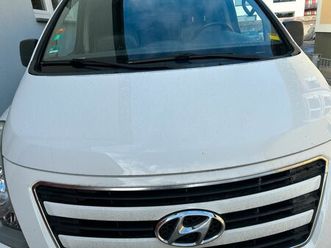 auto hyundai h1 8 sitzer