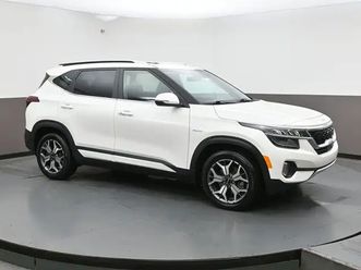 2023 kia seltos ex+ awd push button start, leather, nav and more