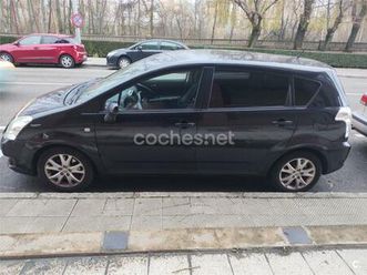 toyota corolla verso 2.2 d4d 136 cv sol