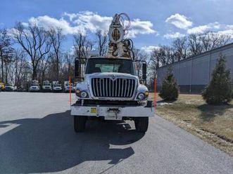 2009 international workstar 7300 digger derrick