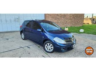 nissan tiida acenta 2011 unica mano