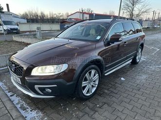 volvo-xc70-2-4-d-d4-awd-summum