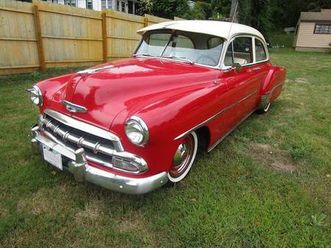 cool 1952 chevy deluxe