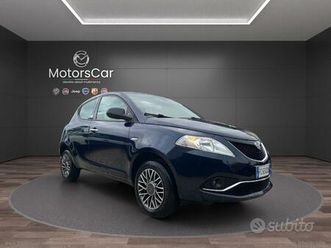 lancia ypsilon 0.9 t.air 85cv 5p. met.ec.plat.