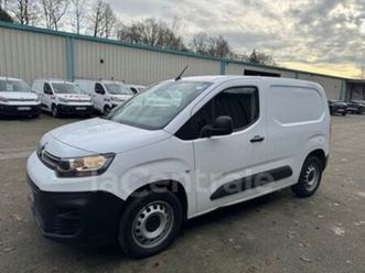 iii taille m 650kg bluehdi 130 s&s club eat8