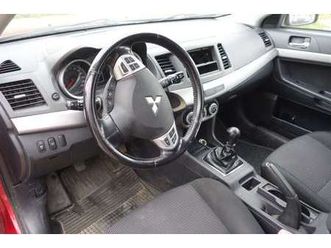 mitsubishi lancer carisma hb