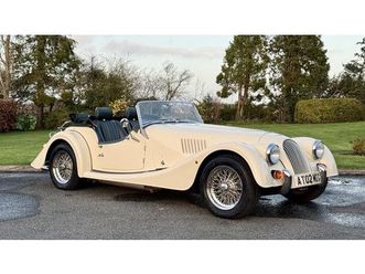 2011 morgan plus-4 blanc manuel, 5 vitesses conduite à dr...