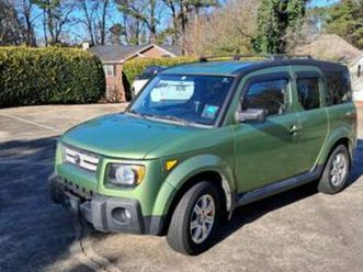 2007 honda element – 217k miles – clean title – runs great – $4,750