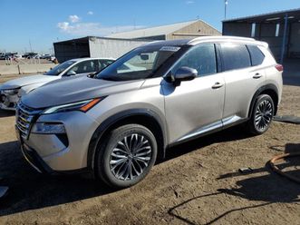 nissan rogue platinum