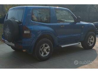 MITSUBISHI PAJERO mitsubishi-pajero-2-500-cc-turbo-diesel