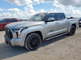 toyota tundra crewmax sr