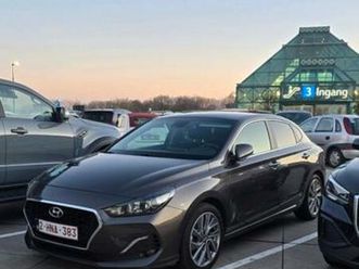 ② hyundai i30 fastback 1.4 turbo à essence — hyundai — 2ememain