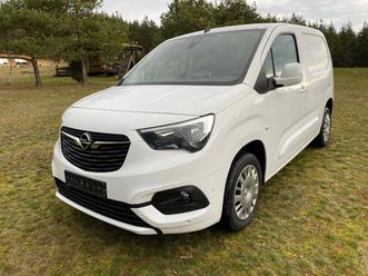 opel combo автоматик, 1.5cdti, 131к.с, топ състояние, обслуже