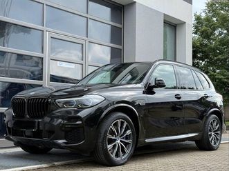 bmw x5 45e abril/22