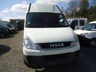 ② iveco daily l3h2,2.3 d ,135 pk ,195 dkm ,3250+( export) — camionnettes & utilitaires — 2ememain