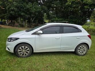 hatch lt 1.4 8v flex mec. 4p