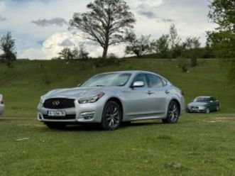 infiniti q70 ≫ 2015 • 12 900 eur • id