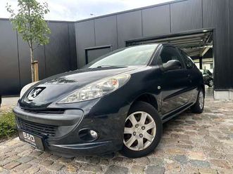 206+1.1i benz trendy 3d ,1 eig. 61940 km,garantie