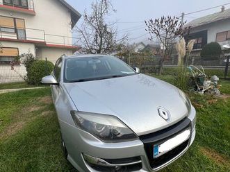 RENAULT LAGUNA ESTATE renault-laguna-grandtour-1-5-dci-2011-god