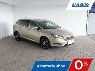 ford focus combi 1.0 ecoboost, sr,2.maj, klíma, tempomat