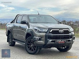 2.4 d-4d 4x4 invincible