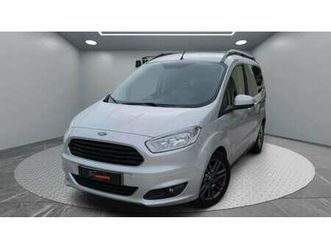 ford tourneo courier 1.5 tdci titanium