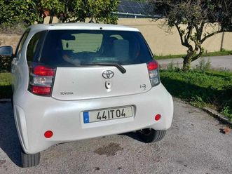 toyota iq 1.0 vvt-i, cx. a., 68cv
