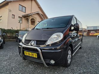 renault trafic 2.5 passenger