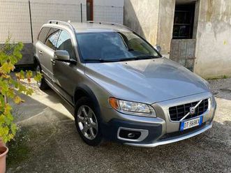 xc70 2.4 d5 summum awd 185cv