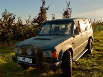 isuzu trooper an. 1990