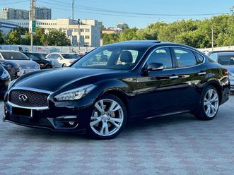 infiniti q70 an. 2018