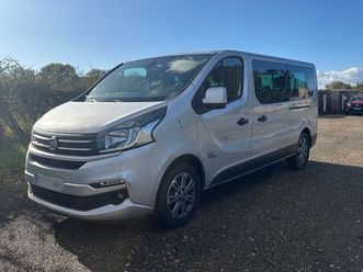 minibus 9 places fiat talento