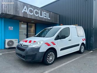 citroen berlingo utilitaire 1.6 blue hdi 100ch 2 places club m, (petit utilitaire), 5cv, 3 portes, garantie 3 mois