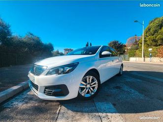 voiture 308 sw■break ■attelage ■pneu 4 saison ■entretien a jour chez le constructeur ■familial confortable