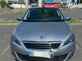 vends 308 féline 1,2 automatique, état impeccable