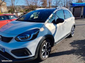 honda jazz crosstar urban hev hybride