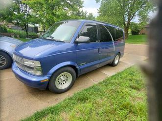 1997 chevy astro, very good condition!
