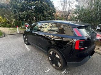 volvo ex30 2024 30 000km