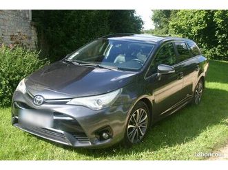 toyota avensis touring sports 1.6 d4-d