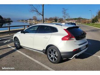 volvo v40 cross country d3 150ch ocean race (phase 2)