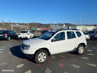 dacia duster phase ii 4x4 1.5 dci 110cv lauréate année 12/2014 163900 km